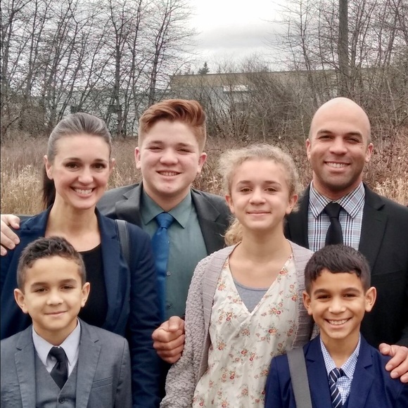 Meet your Posher, Brook - Picture 2 of 3